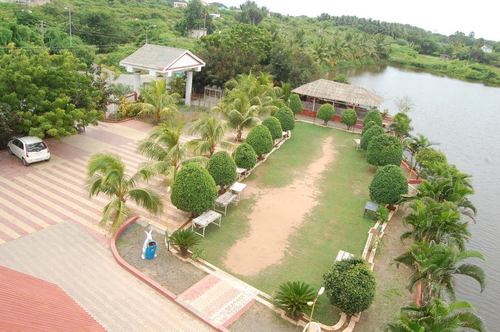 Hotel Krishna Park Resort Diu Exterior photo
